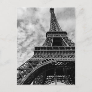 Carte Postale Tour Eiffel noir et blanc vue d'en bas - Ville de 