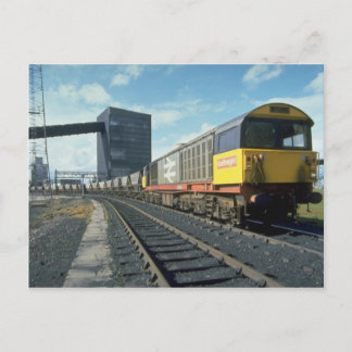 Carte Postale Train de charbon de fret ferroviaire à la centrale