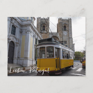 Carte Postale Tramway jaune sur la cathédrale de Lisbonne au Por