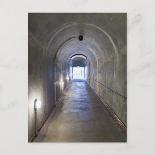 Carte Postale Tunnel en béton dans un bunker nazi