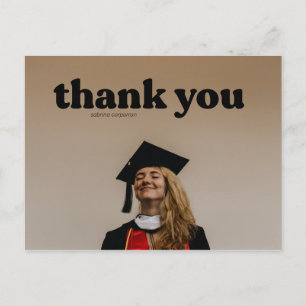 Carte Postale Typographie Tendance Remerciement de Diplôme Noir