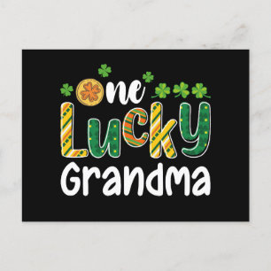 Carte Postale Un grand-mère chanceux qui correspond à la famille
