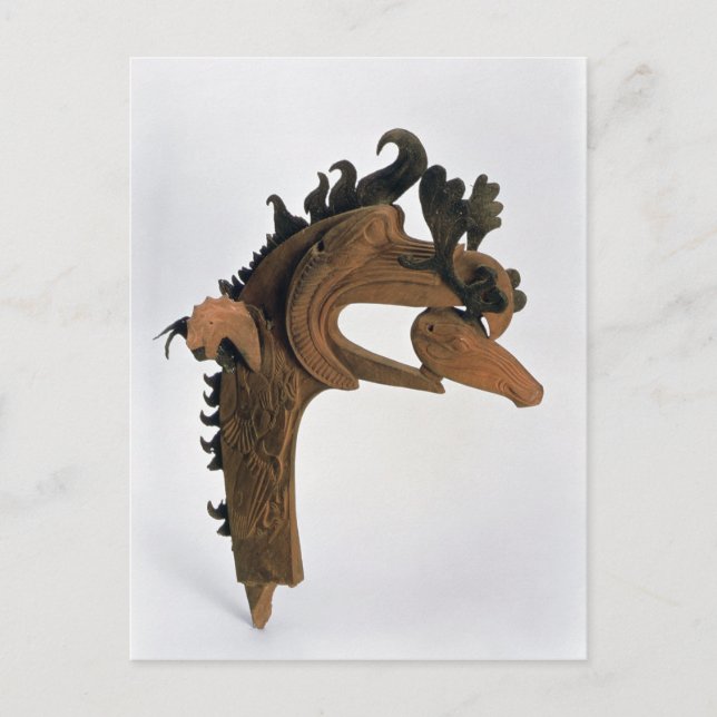 Carte Postale Un griffon tenant un cerf dans son bec (Devant)