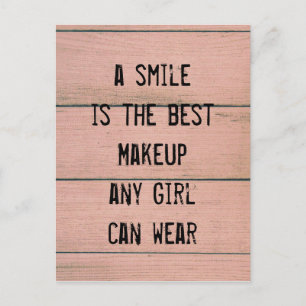 Carte Postale Un sourire est le meilleur maquillage qu'une fille