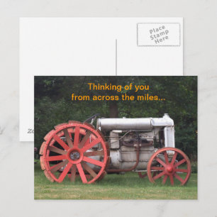 Carte Postale Un tracteur antique qui pense à vous