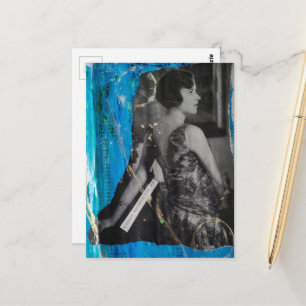 Carte Postale Une belle femme en 1930 noir et blanc sur bleu