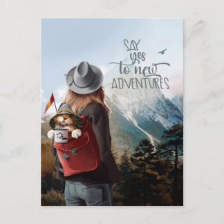Carte Postale Une fille voyage avec un chat dans un sac à dos
