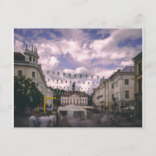Carte Postale Une journée de marché animée au carré de la ville