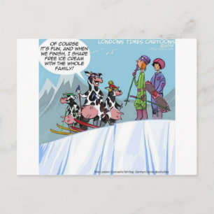 Carte Postale Vaches en famille skiant à la montagne drôle