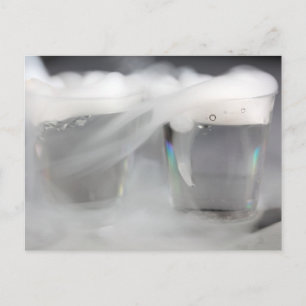 Carte Postale Verres à eau avec glace sèche