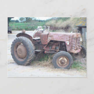 Carte Postale Vieux tracteur rouge