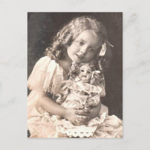 Carte Postale Vintage Antique Portrait d'une fille et sa poupée