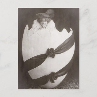 Carte Postale Vintage Dame aux oeufs de Pâques