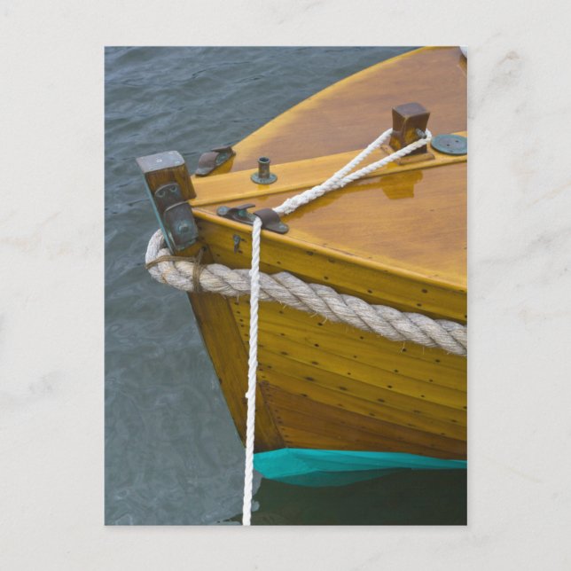 Carte Postale Voilier en bois dans l'eau (Devant)