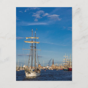 Carte Postale Voilier sur la Hansesail à Rostock (Allemagne)