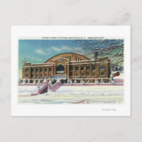 Vue extérieure de l'arène olympique en hiver