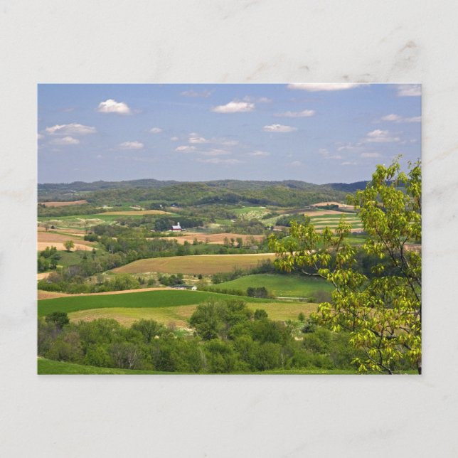 Carte Postale Vue pittoresque sur les terres agricoles au sud d' (Devant)