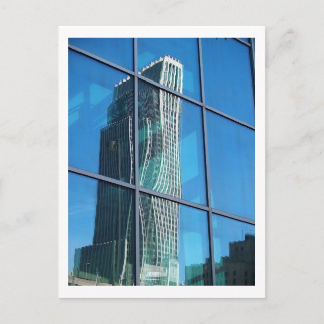 CARTE POSTALE WAVY TOWER (Devant)