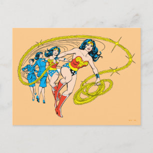 Carte Postale Wonder Woman Transform