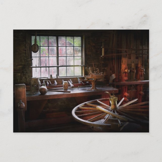 Carte Postale Woodworker - Le magasin de la main-d'oeuvre (Devant)