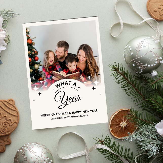 Carte Quelle année pour passer en revue Multi Photo Mode (year in review what a year photo collage simple holiday photo minimalist christmas picture black )