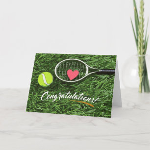Carte Raquette de tennis et balle avec félicitations d'a