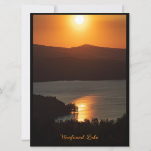Carte Réflexions sur le coucher du soleil sur le lac New