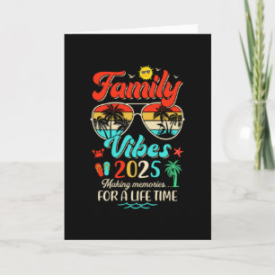 Carte Réunion de famille amusante avec des tenues assort