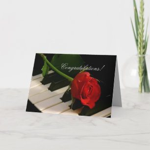 Carte Rose rouge sur Piano Keys-Bravissimo!