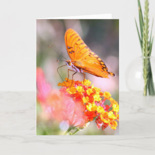 Carte Roses de papillon du jour de mère et fleurs jaunes