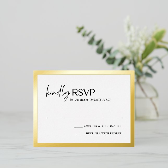 Carte RSVP Mariage moderne chic Foil (Debout devant)