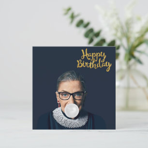 Carte Ruth Ginsburg soufflant du bubble gum Joyeux Anniv