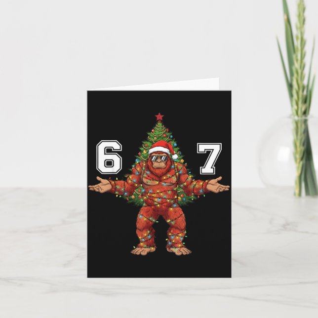 Carte Santa Bigfoot 67 Christmas Tree Xmas Lights Funny  (Devant)