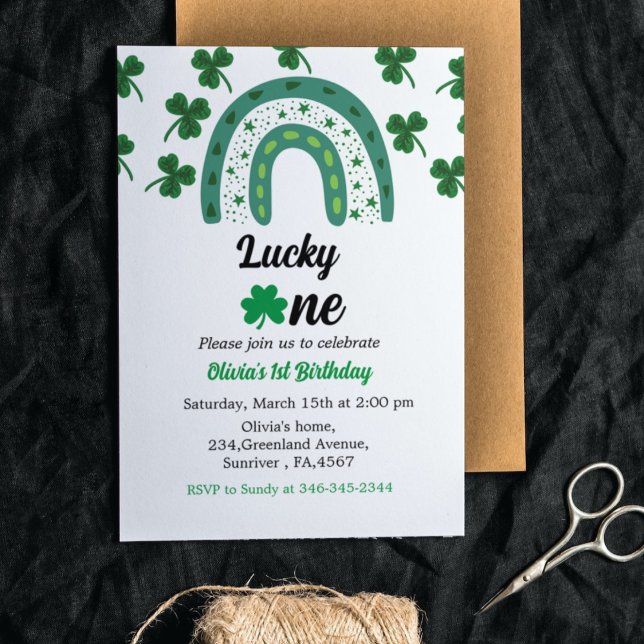 Carte Shamrock de l'invitation d'anniversaire de St Patr (Créateur téléchargé)