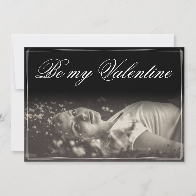 Carte Sois ma Saint-Valentin - jeune femme menteuse (Devant)