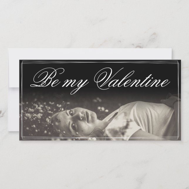 Carte Sois ma Saint-Valentin - jeune femme menteuse (Devant)