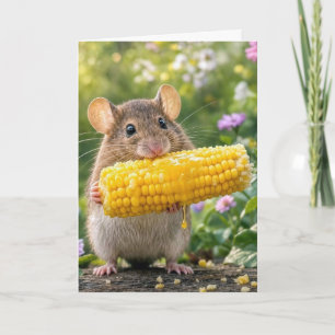 Carte Souris d'anniversaire mangeant du maïs en épi