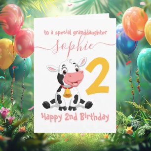Carte spéciale d'anniversaire de vache pour petite