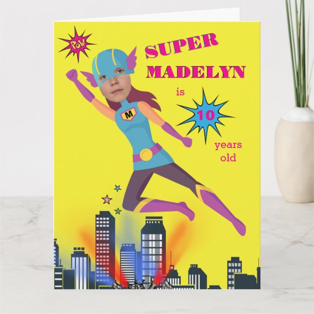 Carte Superhero fille d'anniversaire fantastique sensati (Devant)