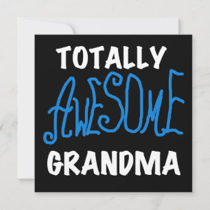 Carte T-shirts bleus et cadeaux de grand-maman