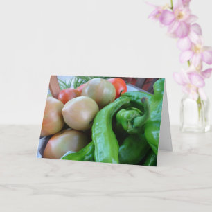 Carte Tomates et poivrons verts dans le panier