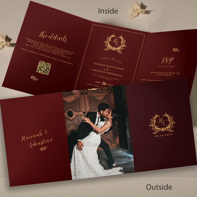 Carte Trois Volets Monogramme or Bourgogne Photo QR | Mariage RSVP (Créateur téléchargé)