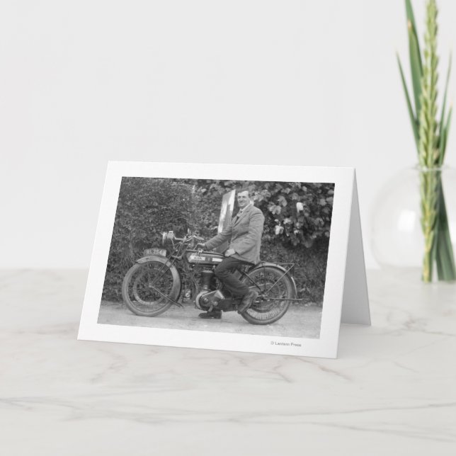 Carte Un homme sur la vieille B.S.A. Moto (Devant)