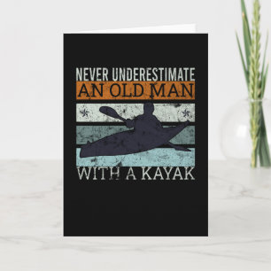 Carte Un Vieux Homme Avec Une Pagaie Kayak