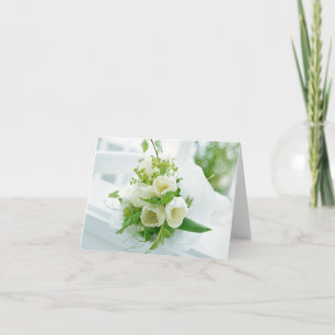 Cartes de note avec de beaux roses blancs