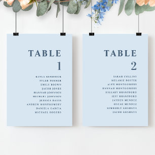 Cartes de plan de table bleu poussiéreux avec noms