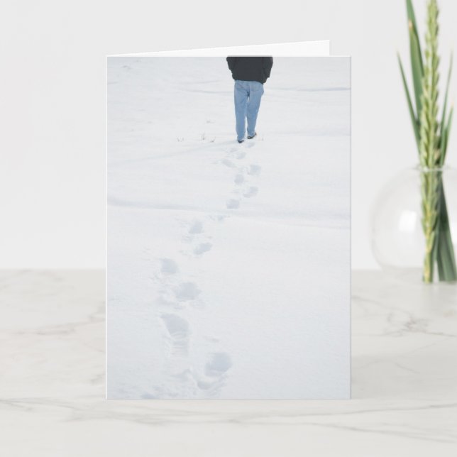 Cartes d'hiver avec des pas dans la neige fraîche (Devant)