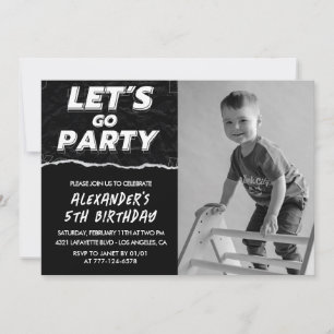 Cartes d'invitation pour 5 ans garçon noir Photo