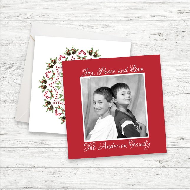 Cartes Pour Fêtes Annuelles Baies vertes et rouges, une photo (Christmas Photo card with unique square template and holiday mandala.)