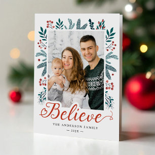 Cartes Pour Fêtes Annuelles Believe in Christmas Holly and Pine Berries Photo